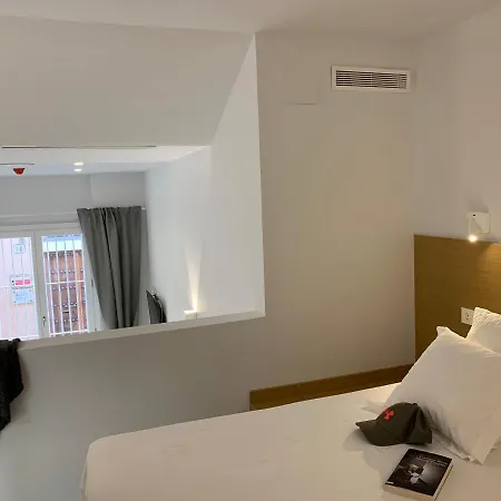 San Lorenzo Y 加的斯