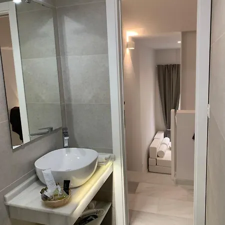 San Lorenzo Y 加的斯