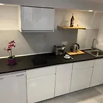 San Lorenzo Y Apartmán *
