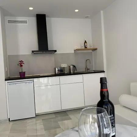 San Lorenzo Y Apartamento *
