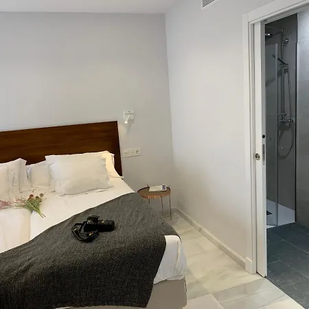 San Lorenzo Y Apartamento *