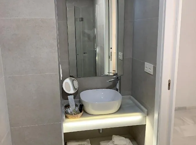 San Lorenzo Y Apartamento Cádis