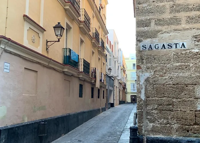 San Lorenzo Y Cádis