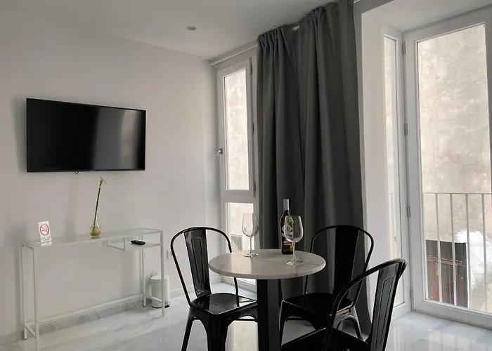 San Lorenzo Y Apartamento Cádis