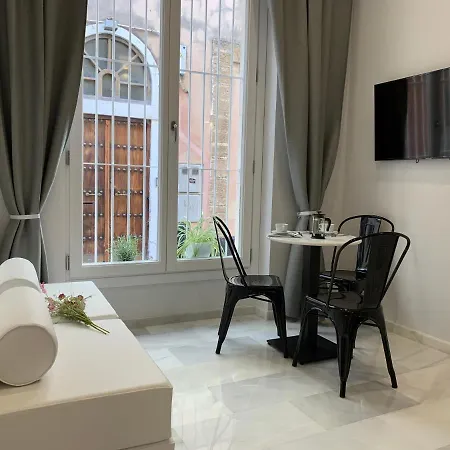 San Lorenzo Y Apartmán *