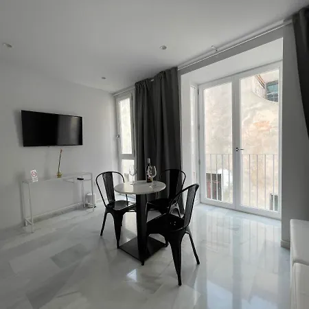 San Lorenzo Y Cádiz